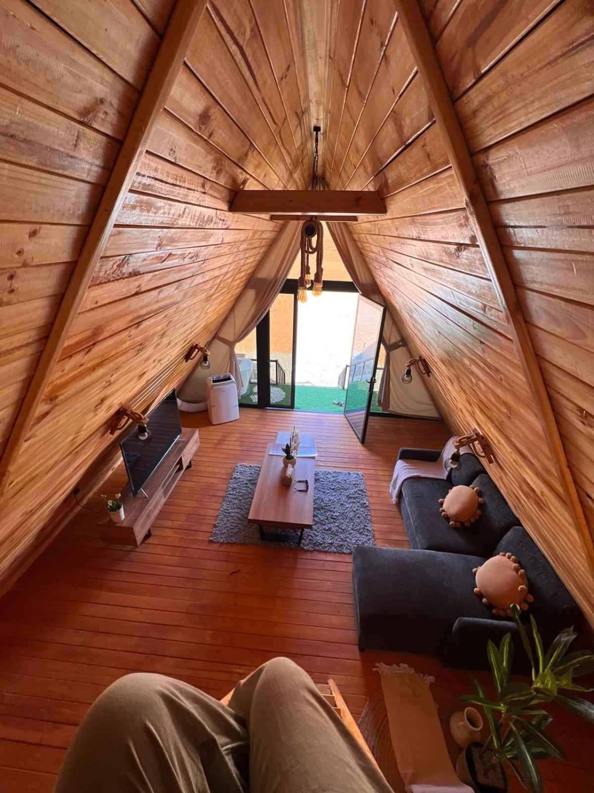 Marbella Bungalows Desert Private Camp Badīyah Esterno foto