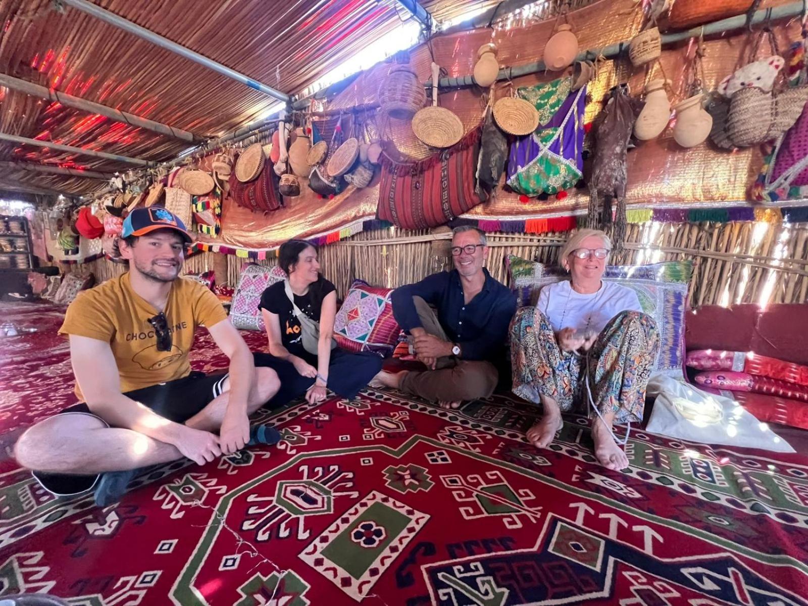 Marbella Bungalows Desert Private Camp Badīyah Esterno foto